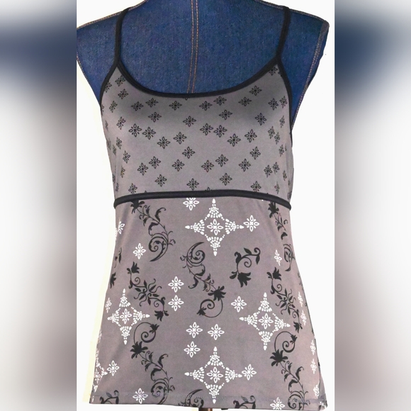 Tech Gear Racerback Tank Top with Built in BRA Patterned, Athletic, Yoga, Swim - Picture 1 of 13